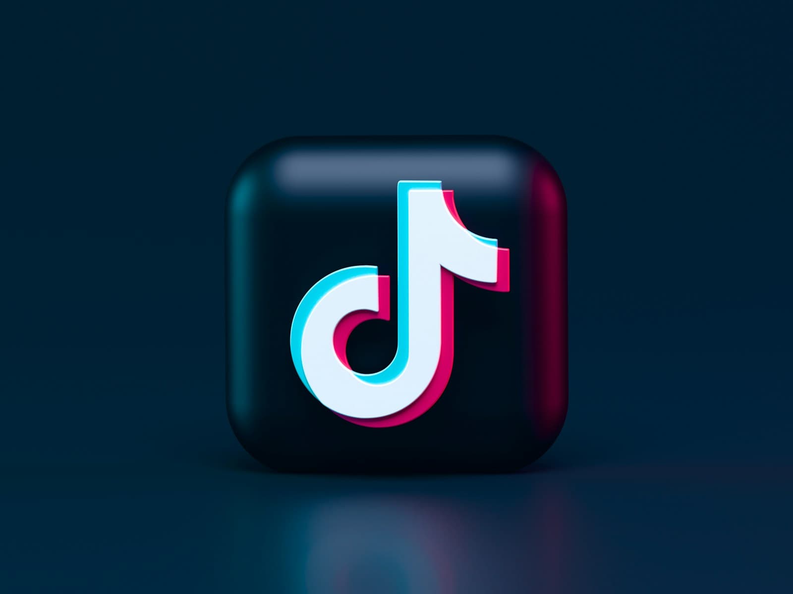 1.000 Seguidores no TikTok: o Número Que Decide Se Você Pode Fazer LIVE (e Vender Mais)